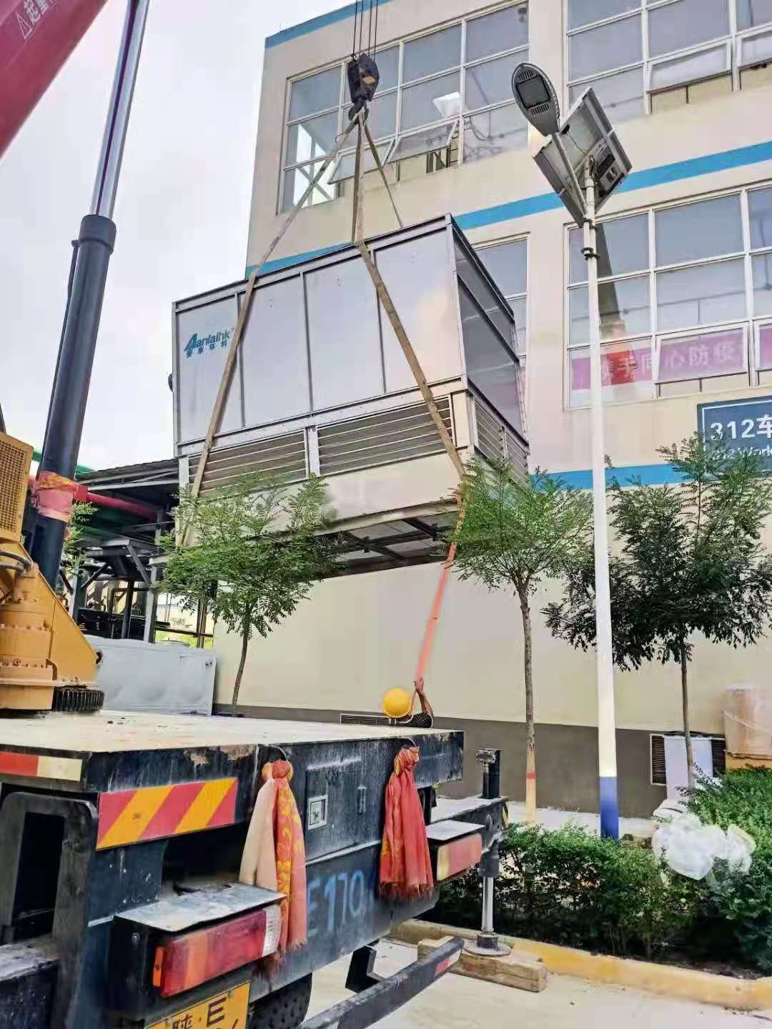 閉式冷卻塔使用過(guò)程中需要注意事項(xiàng)